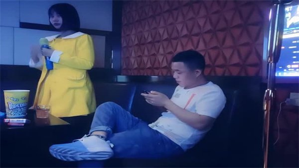 顶级会所金丝猫 七天K三陪激情内射实录